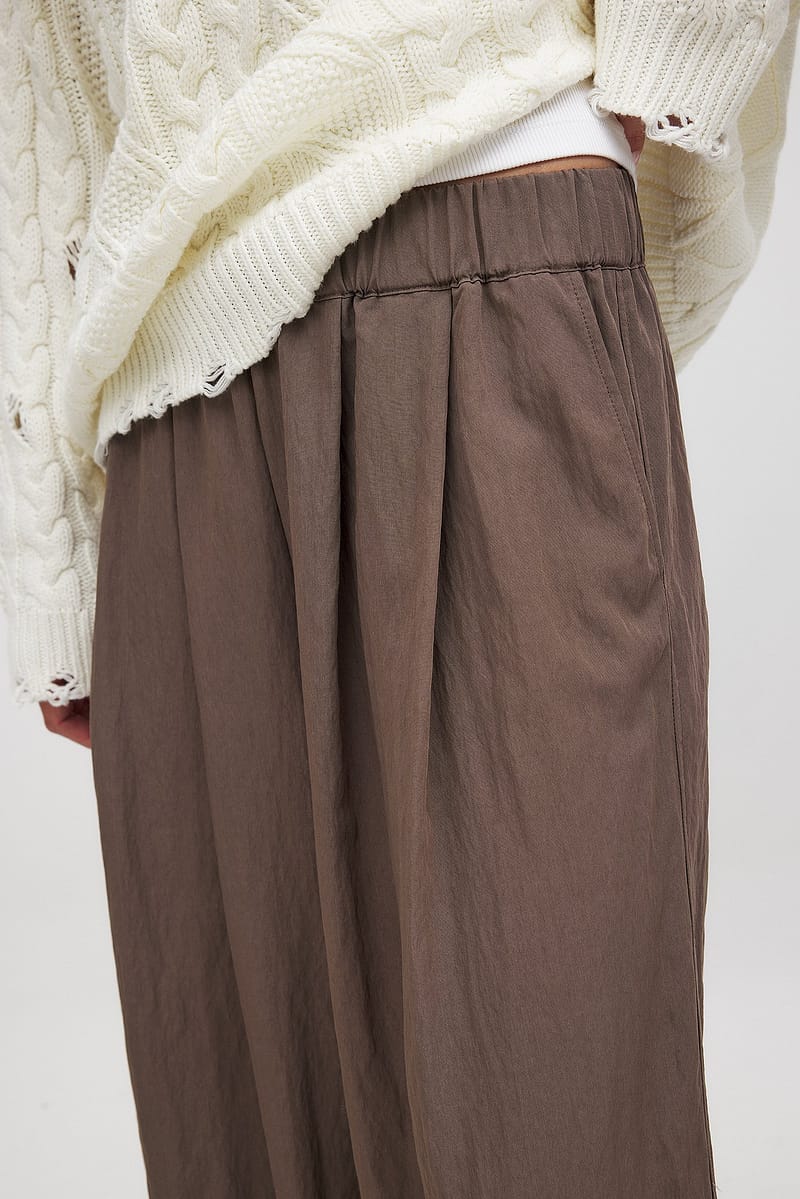10333-crinkled-elastic-waist-wide-leg-trousers-brown-1.jpg