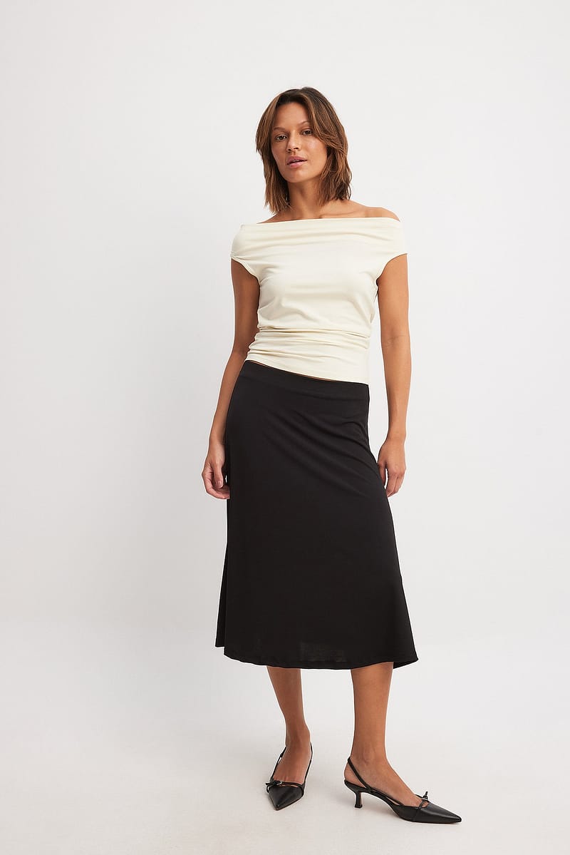 Flowy Midi Skirt