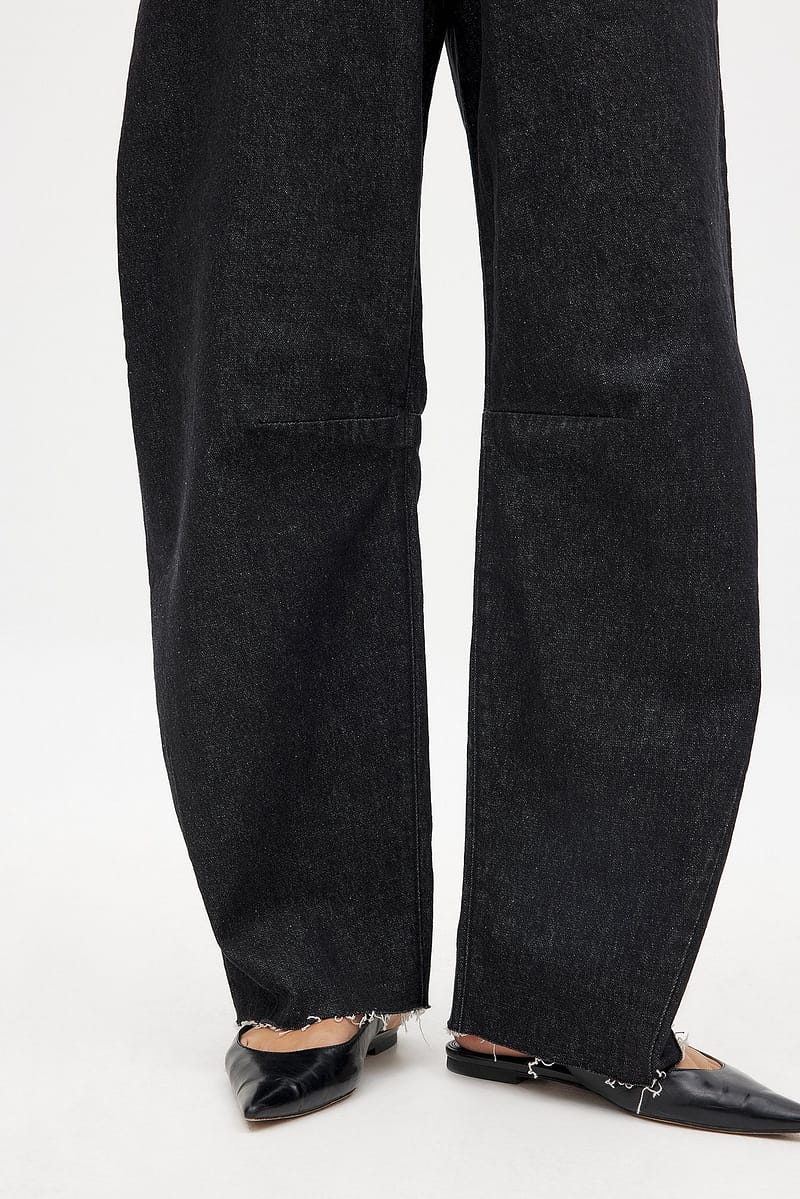 10812-barrel-leg-denim-black-1.jpg