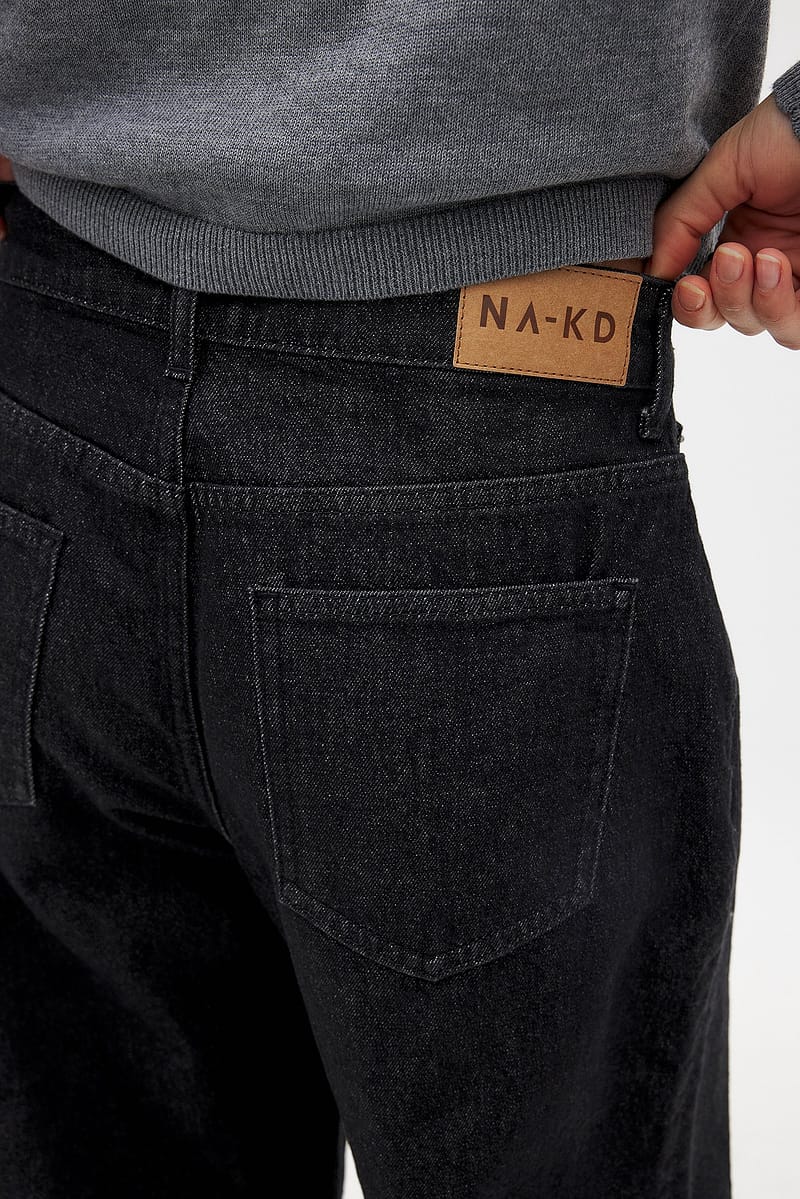 10812-barrel-leg-denim-black-1.jpg