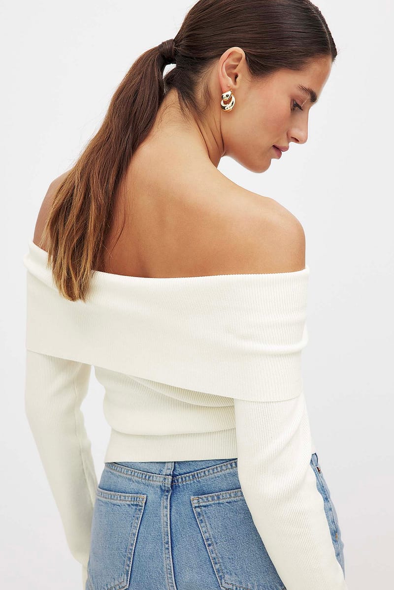 Folded Offshoulder Knitted Top - White