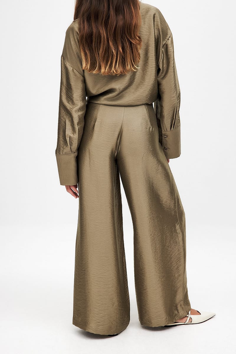 Shiny Mid Waist Pants - Olive Green