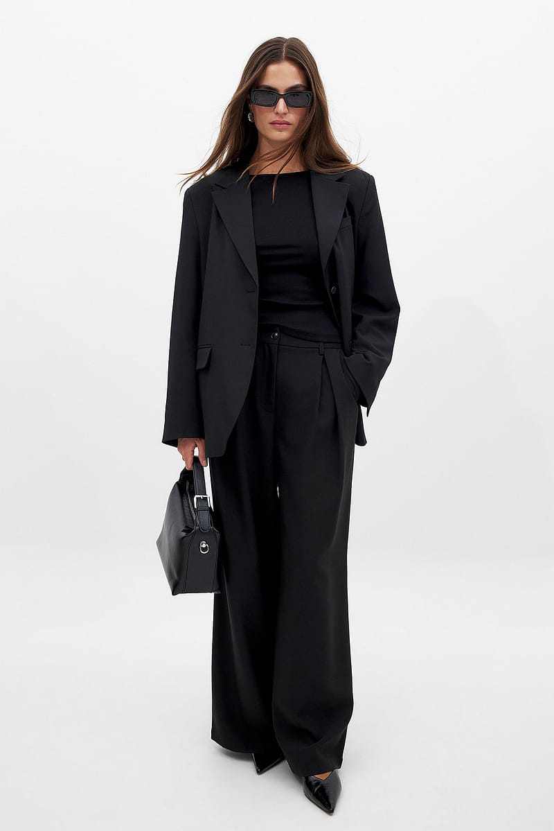 Deep Back Long Sleeve Rib Top - Black