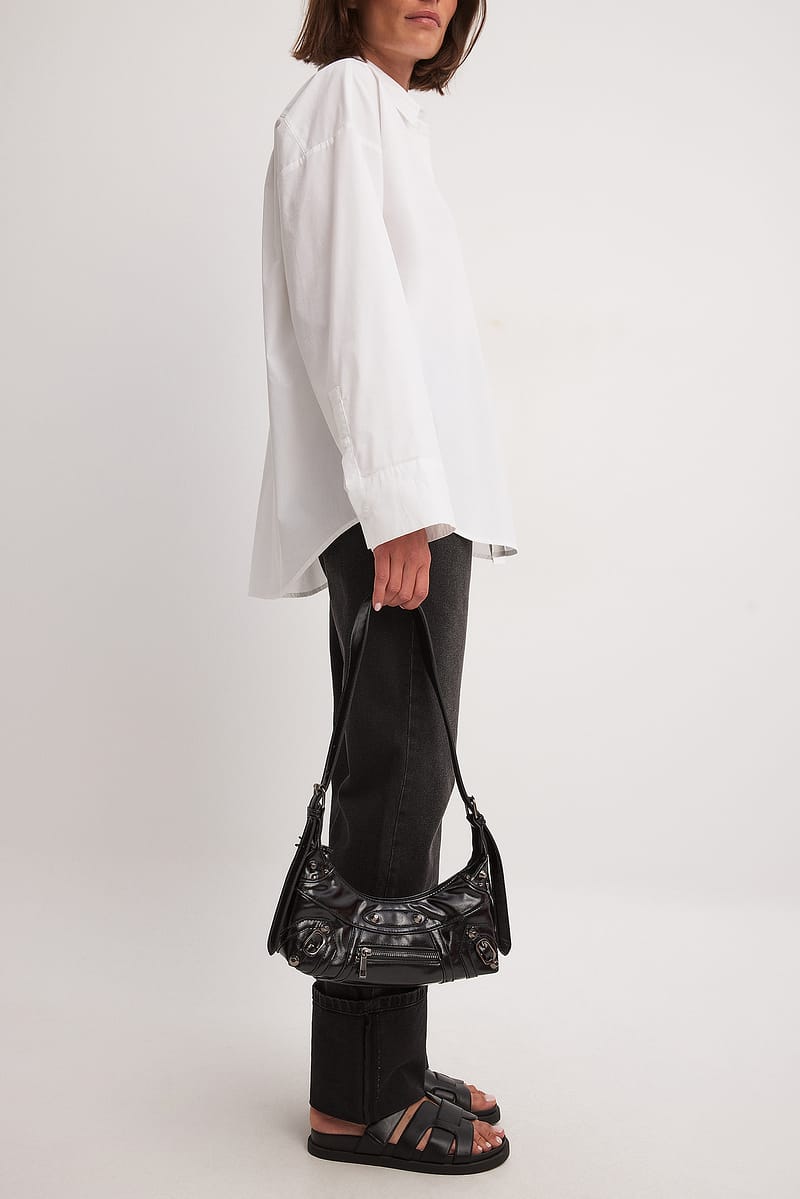 1170-hardware-detailed-baguette-bag-1.jpg
