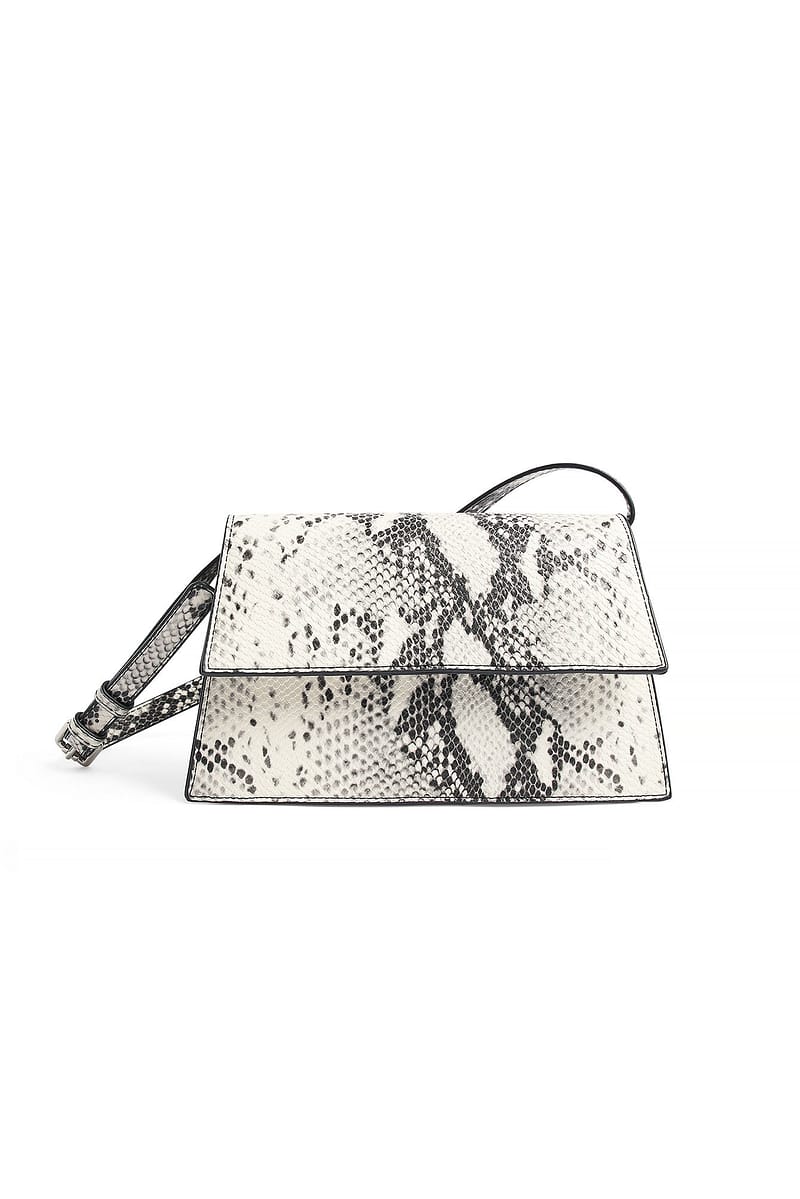 Sharp Shoulder Bag - Multicolor