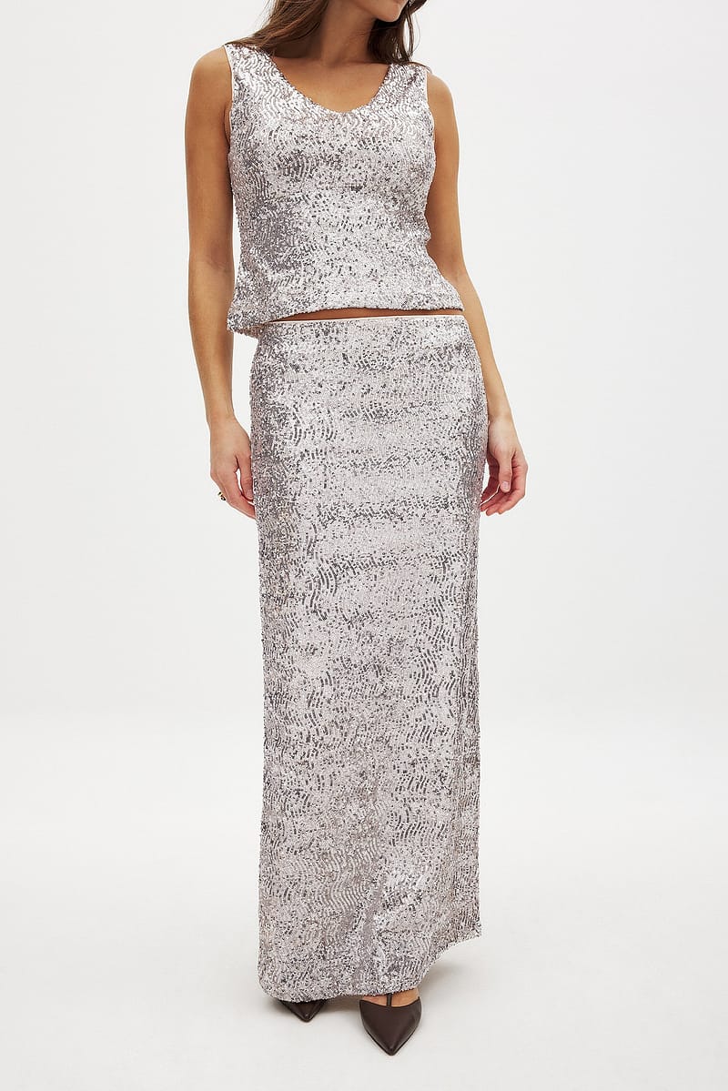 12113-wavy-sequin-midi-skirt-silver-1.jpg