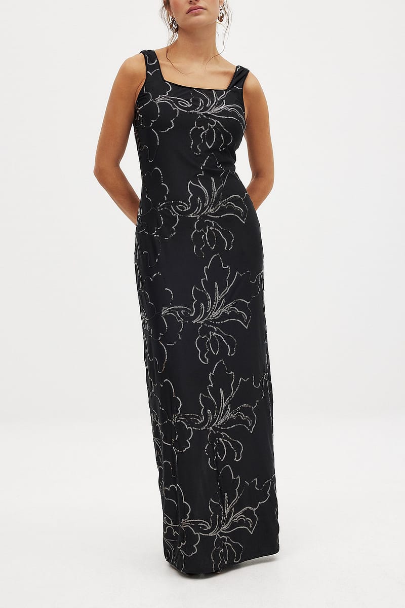 12125-pattern-sequin-maxi-dress-black-1.jpg
