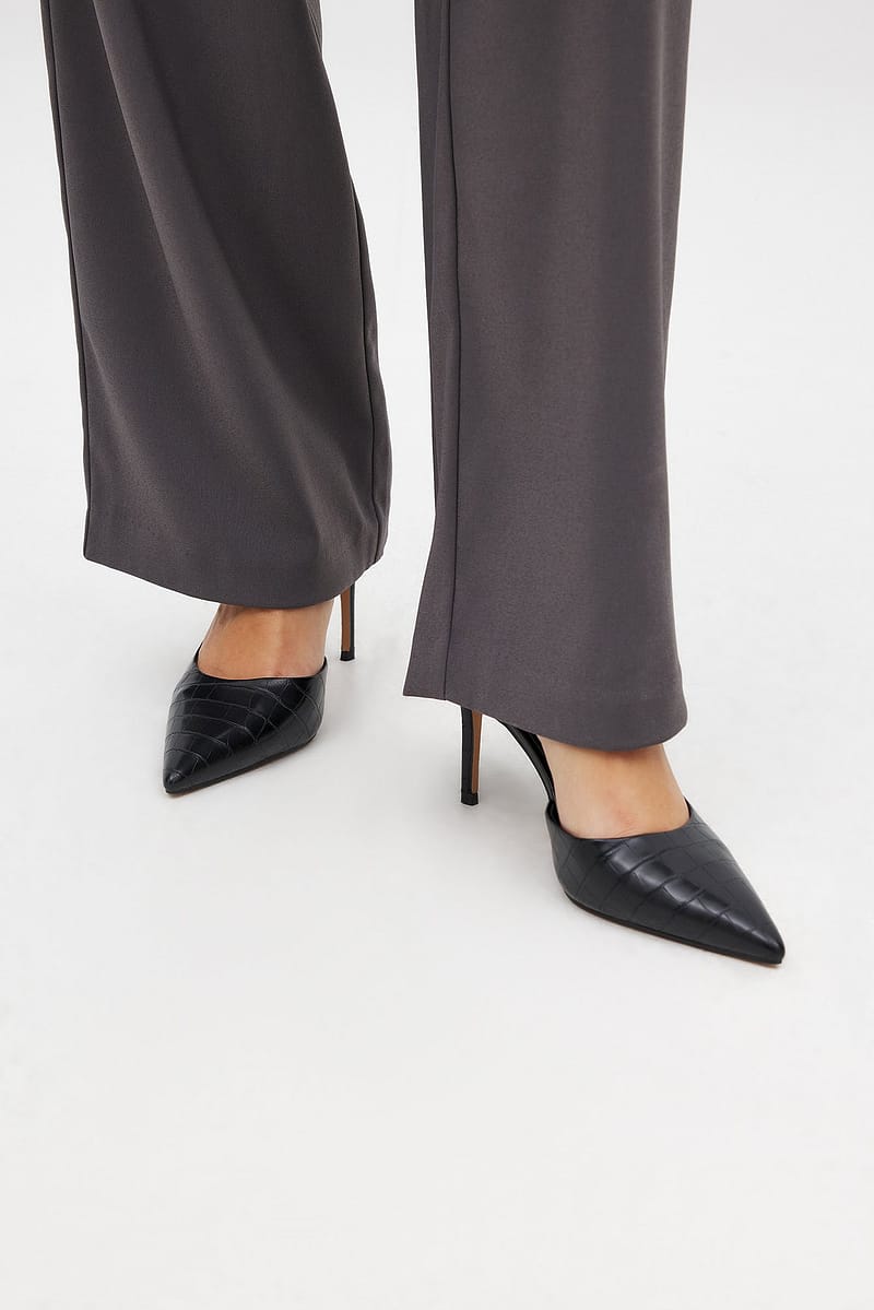 Cut Out Stiletto Pumps - Black