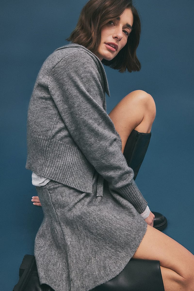 14093-knitted-mini-skirt-grey-1.jpg