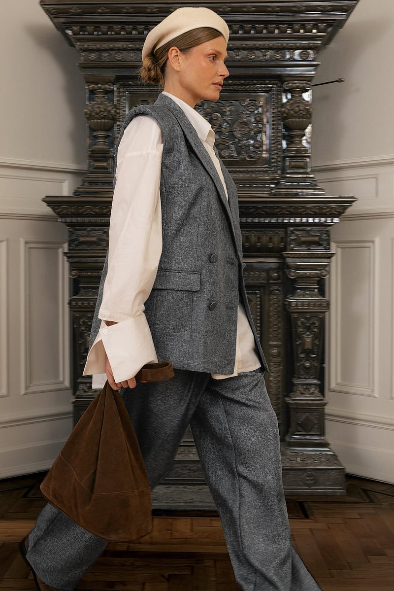 14112-sleeveless-oversized-vest-grey-1.jpg