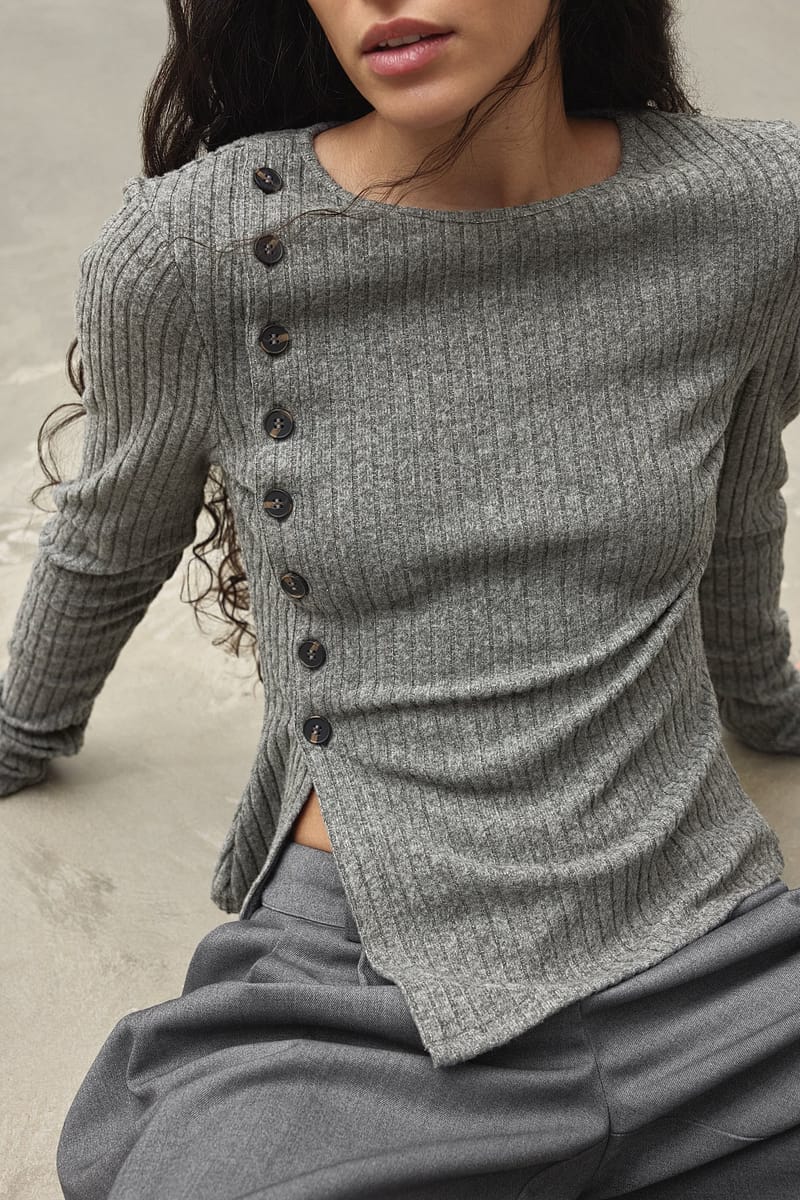 Ribbed Button Top - Grey