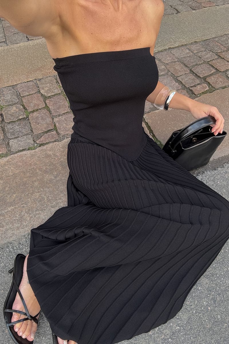 Knitted Tube Maxi Dress - Black