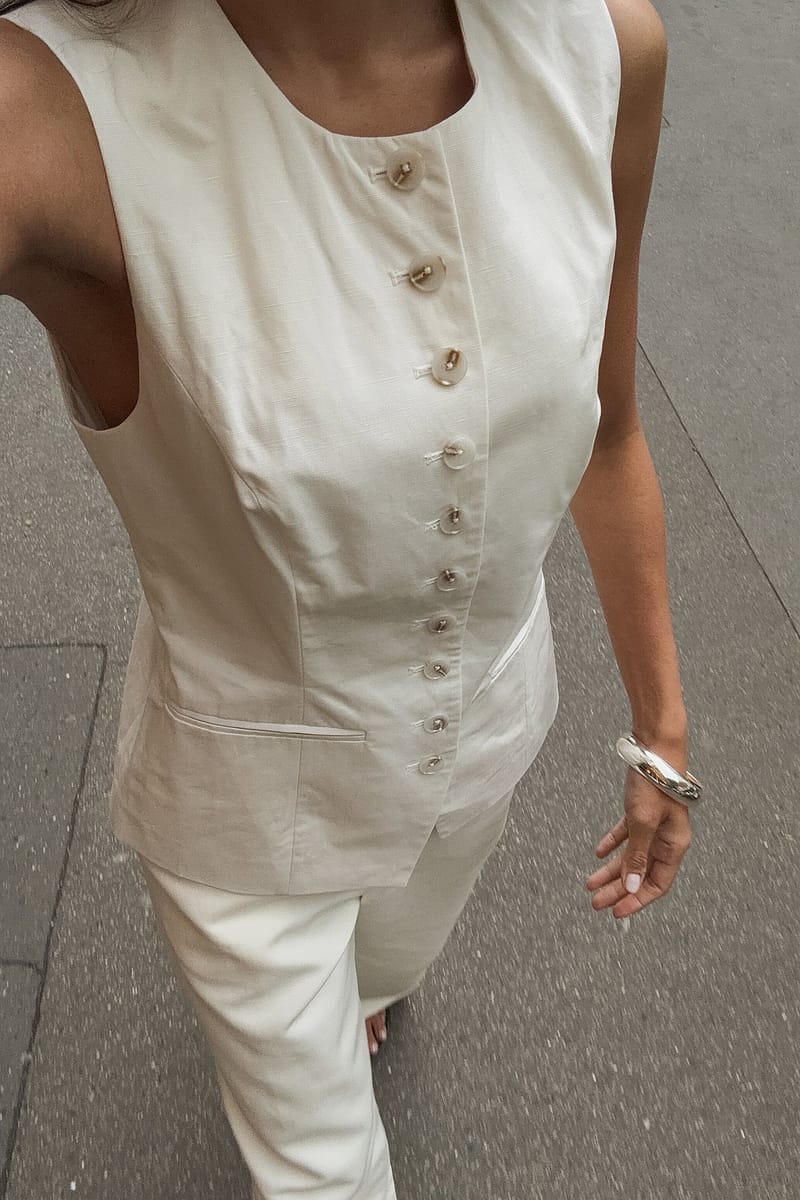Linen Blend Button Front Vest - Offwhite