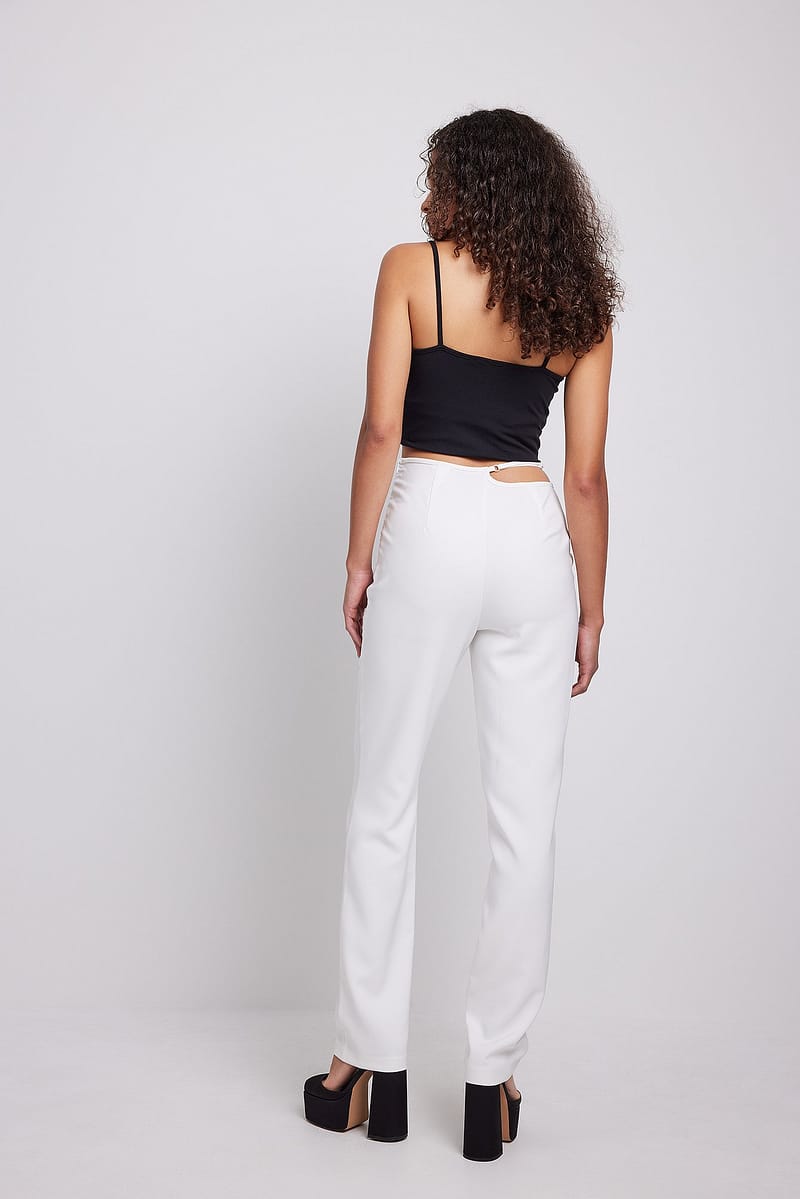 Low Waist Strap Detailed Pants