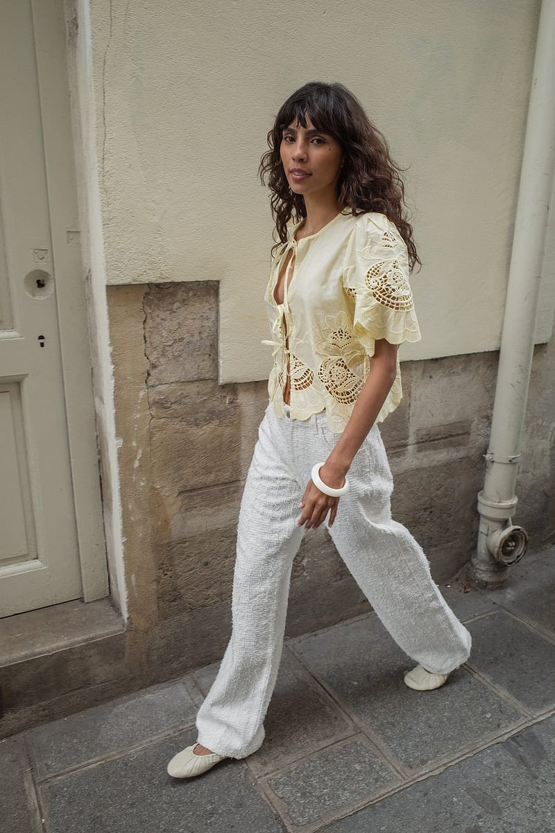 15564-anglais-tie-front-blouse-yellow-1.jpg