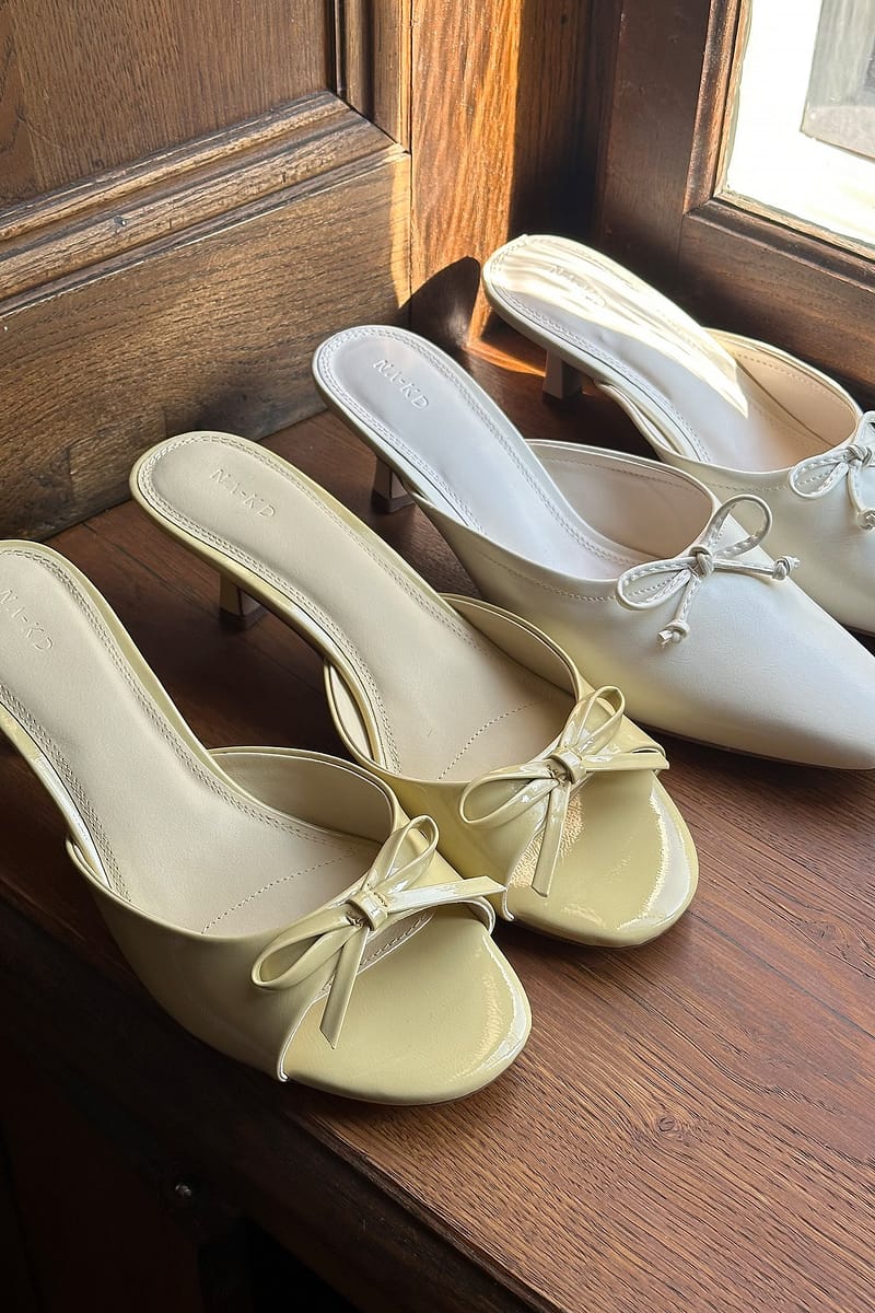 Bow Detail High Heels