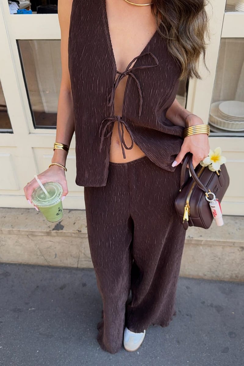 16168-pleated-long-vest-brown-1.jpg
