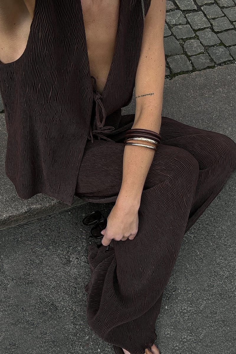16168-pleated-long-vest-brown-1.jpg