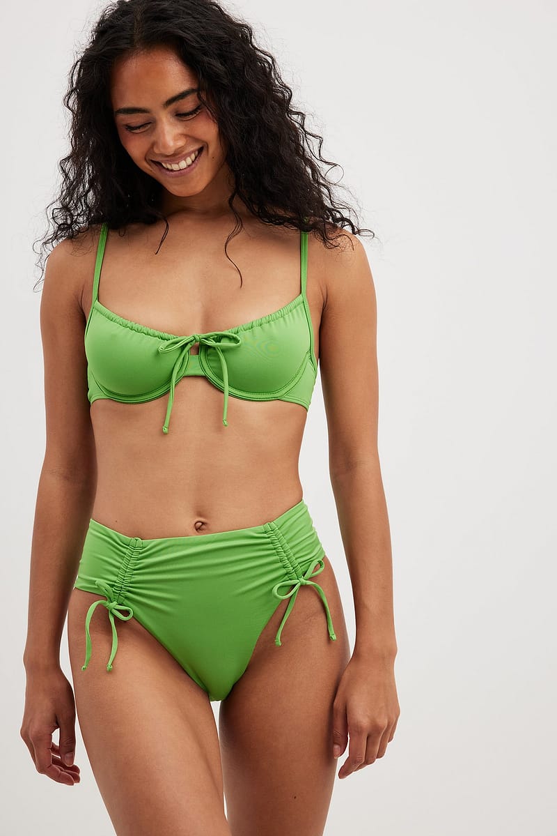 242-drawstring-detail-cup-bra-1.jpg
