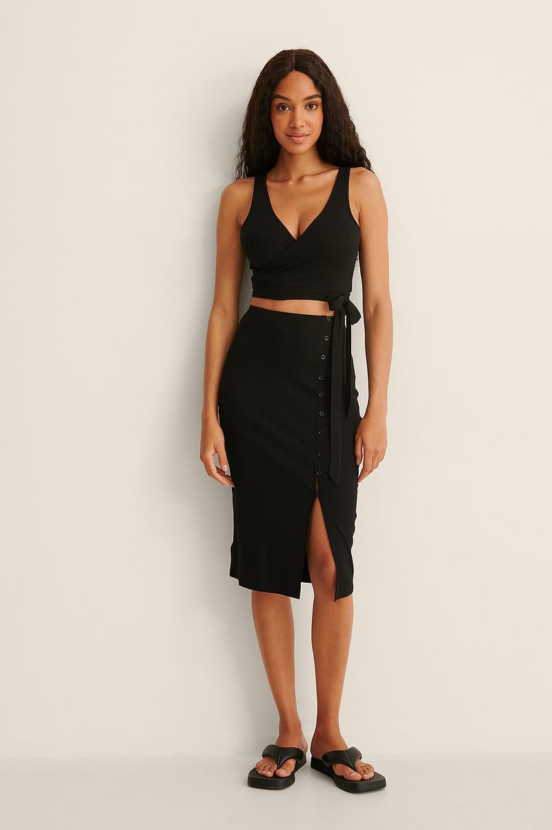 3939-button-detail-rib-skirt-1.jpg