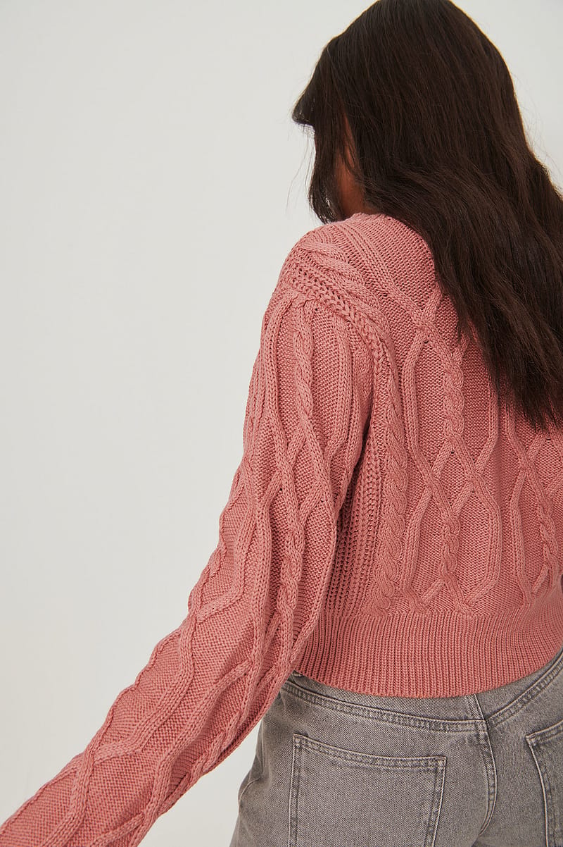 Short Ribbed Knitted Cardigan