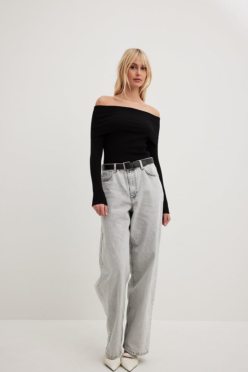 Folded Offshoulder Knitted Top