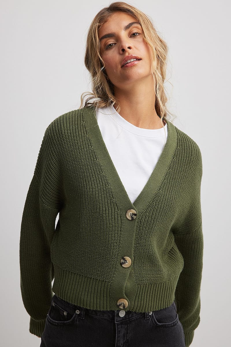 Short Knitted Cardigan