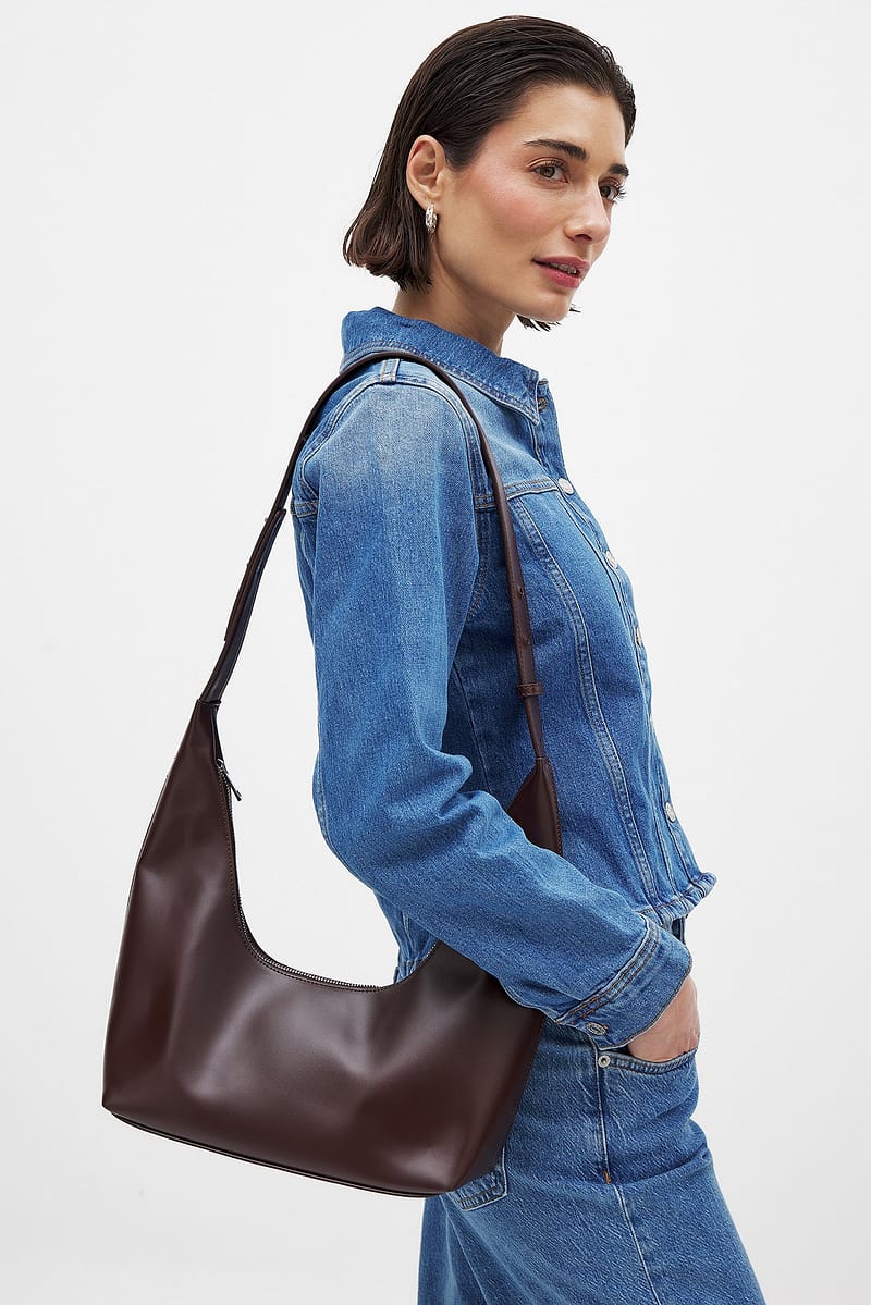 5355-oblong-shoulder-bag-dark-brown-1.jpg