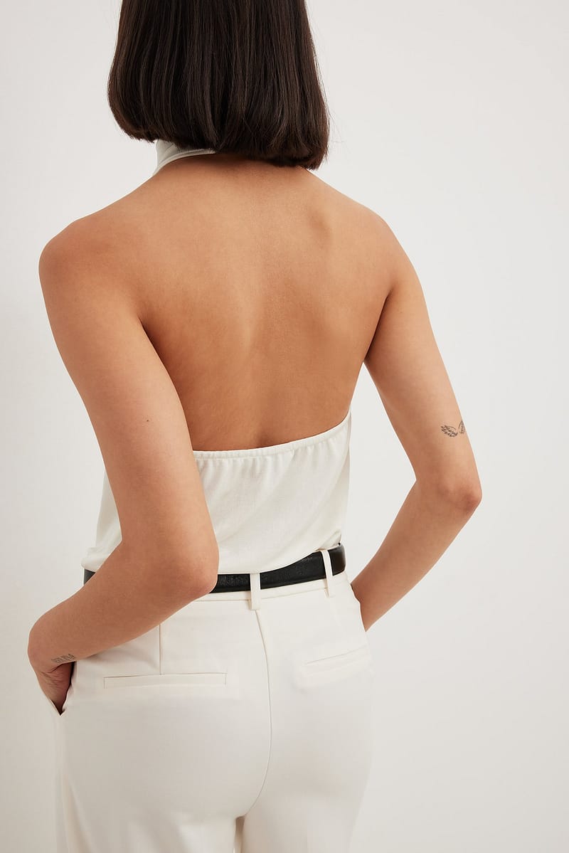 Deep Neckline Body