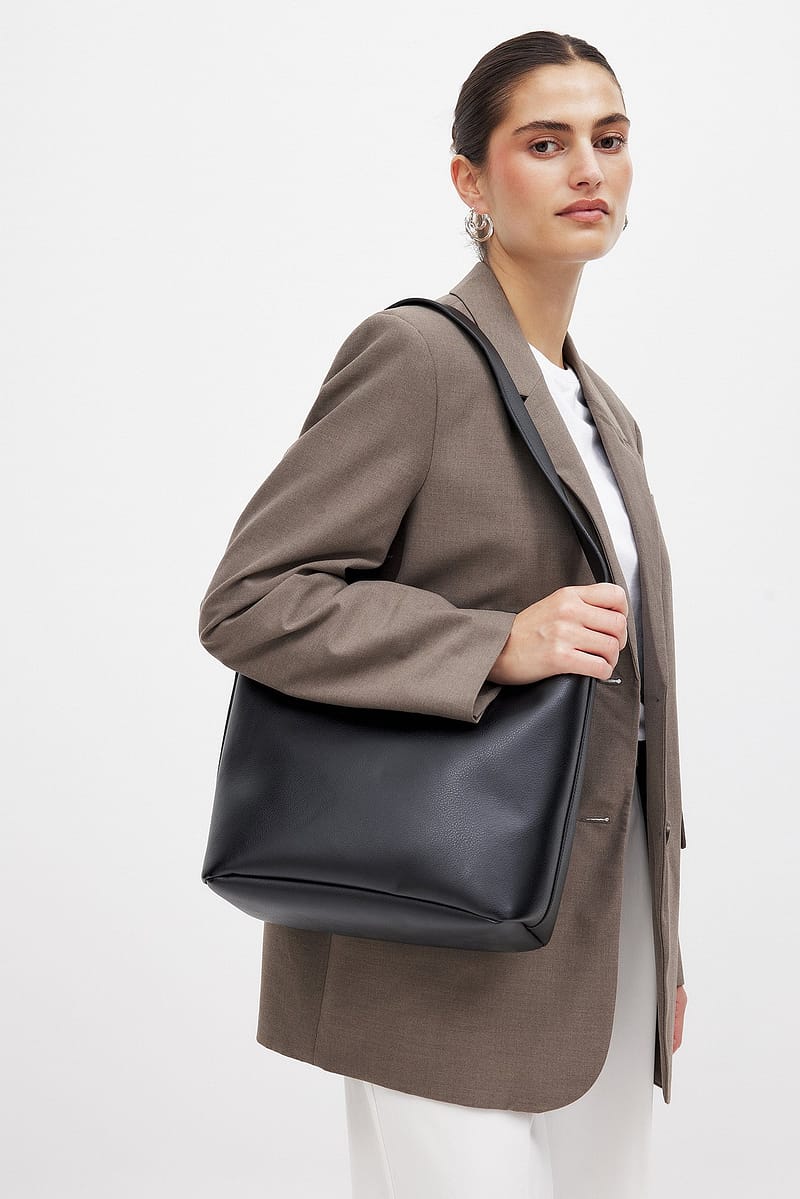 Buckle Totebag - Black