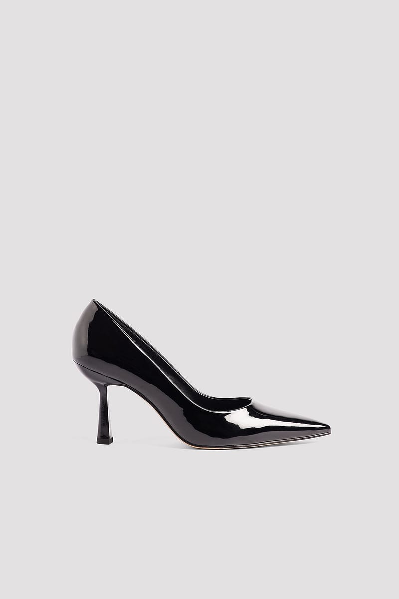 Pointy Pumps - Black