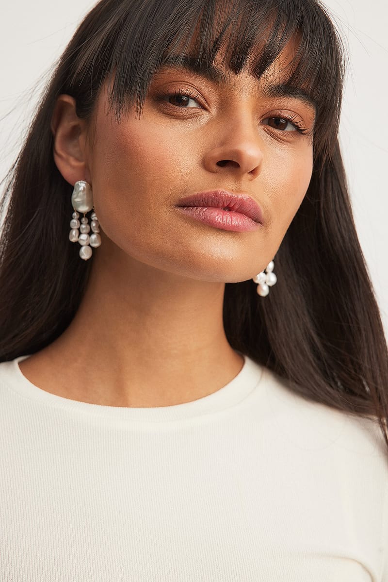 Dangle Pearl Earrings