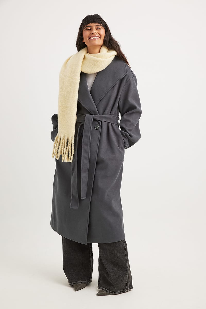 6469-collar-detailed-coat-1.jpg