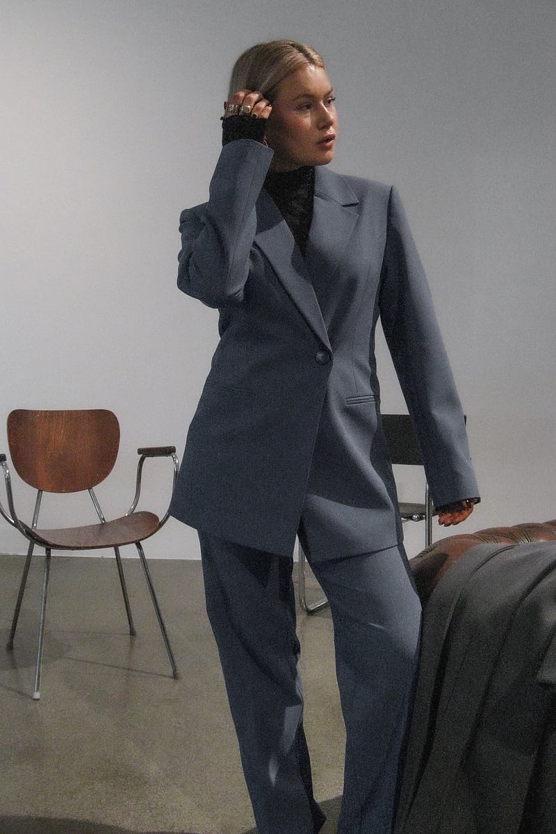 6576-fitted-overlap-blazer-1.jpg