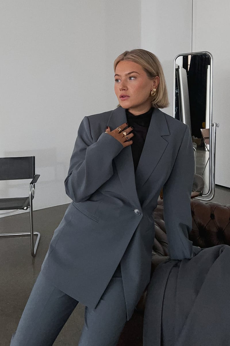 6576-fitted-overlap-blazer-1.jpg