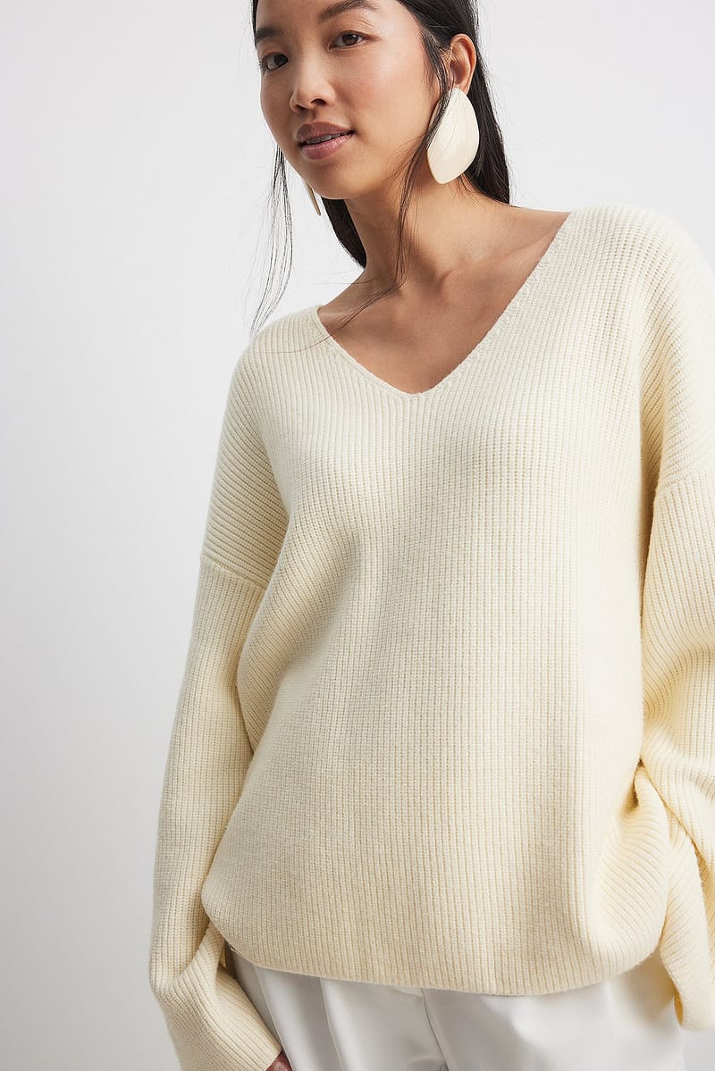 V-neck Knitted Sweater