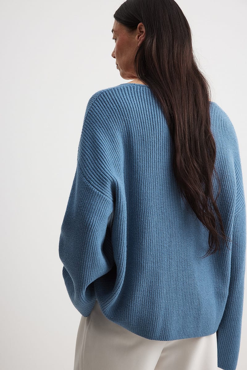 V-neck Knitted Sweater