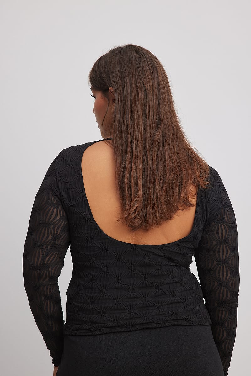 Deep Back Structure Top