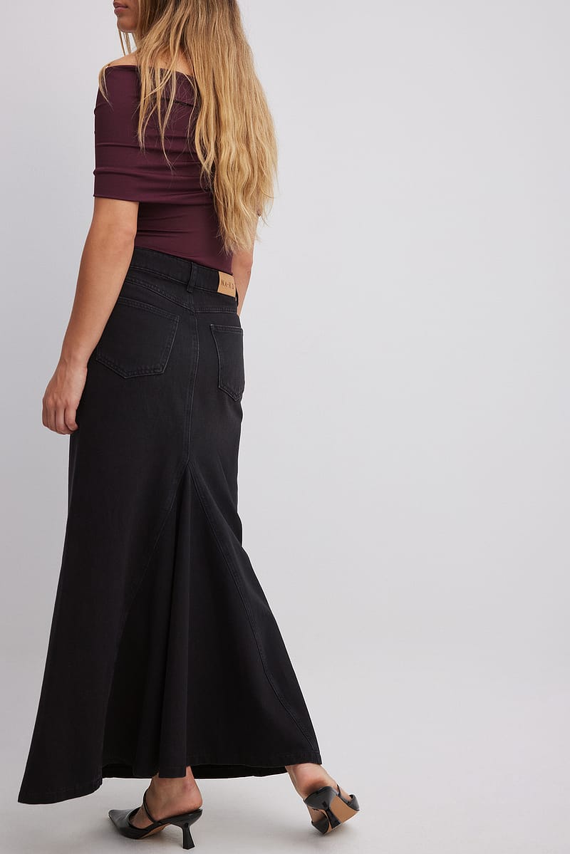 Back Detail Maxi Skirt