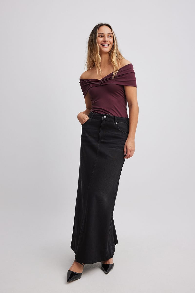 Back Detail Maxi Skirt