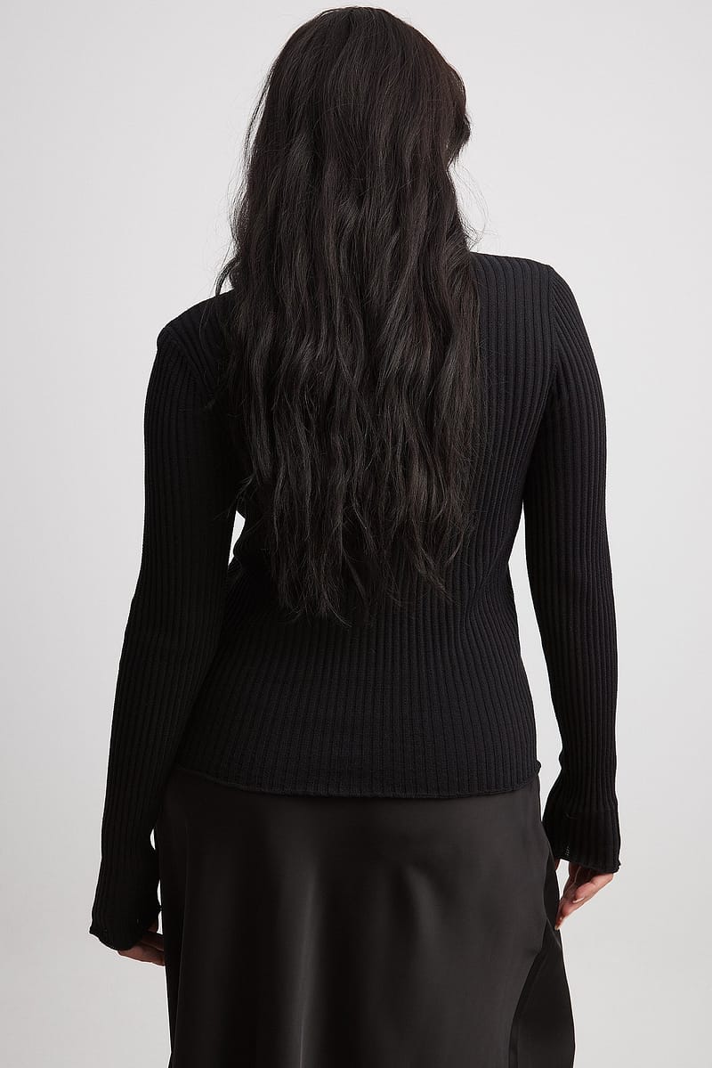 Fine Knitted Cardigan