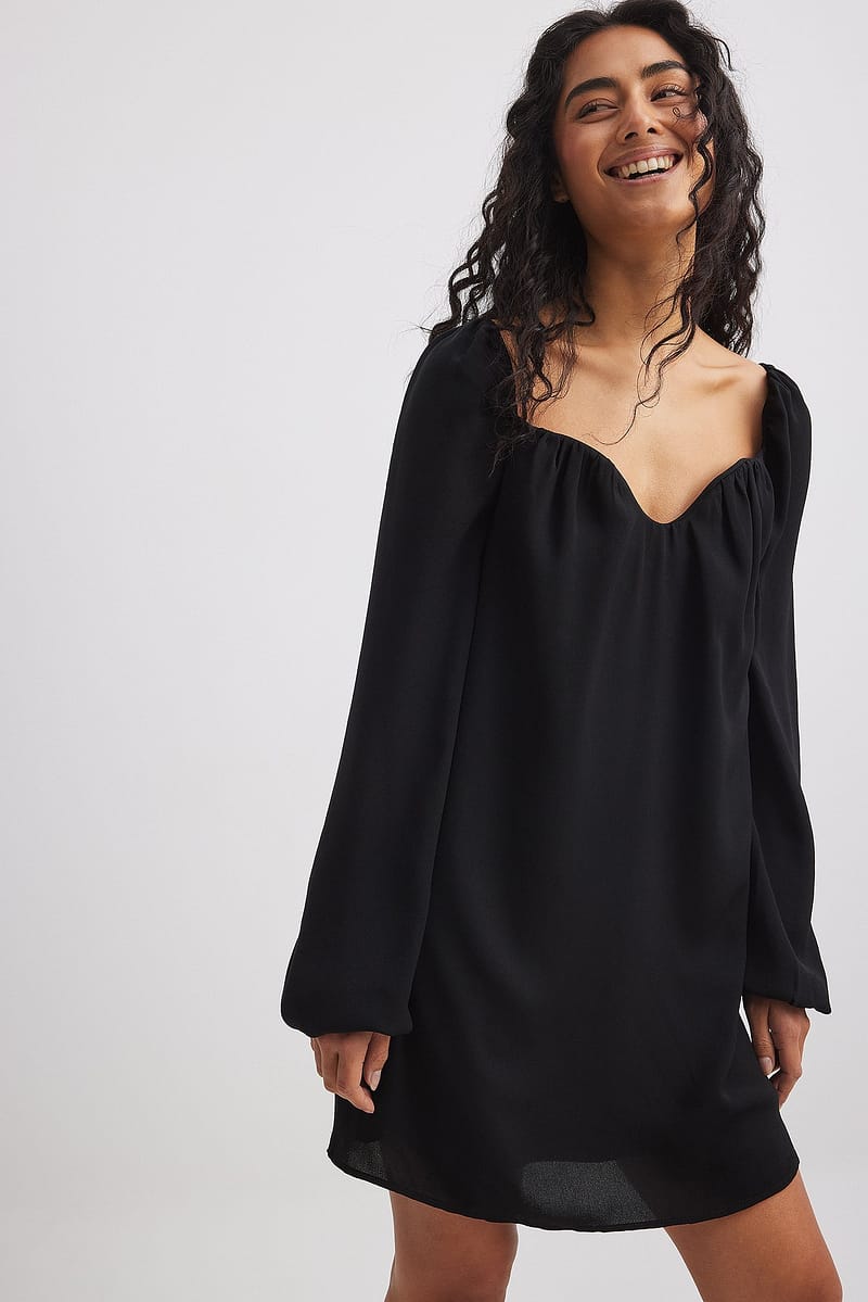 Sweetheart Neckline Mini Dress - Black