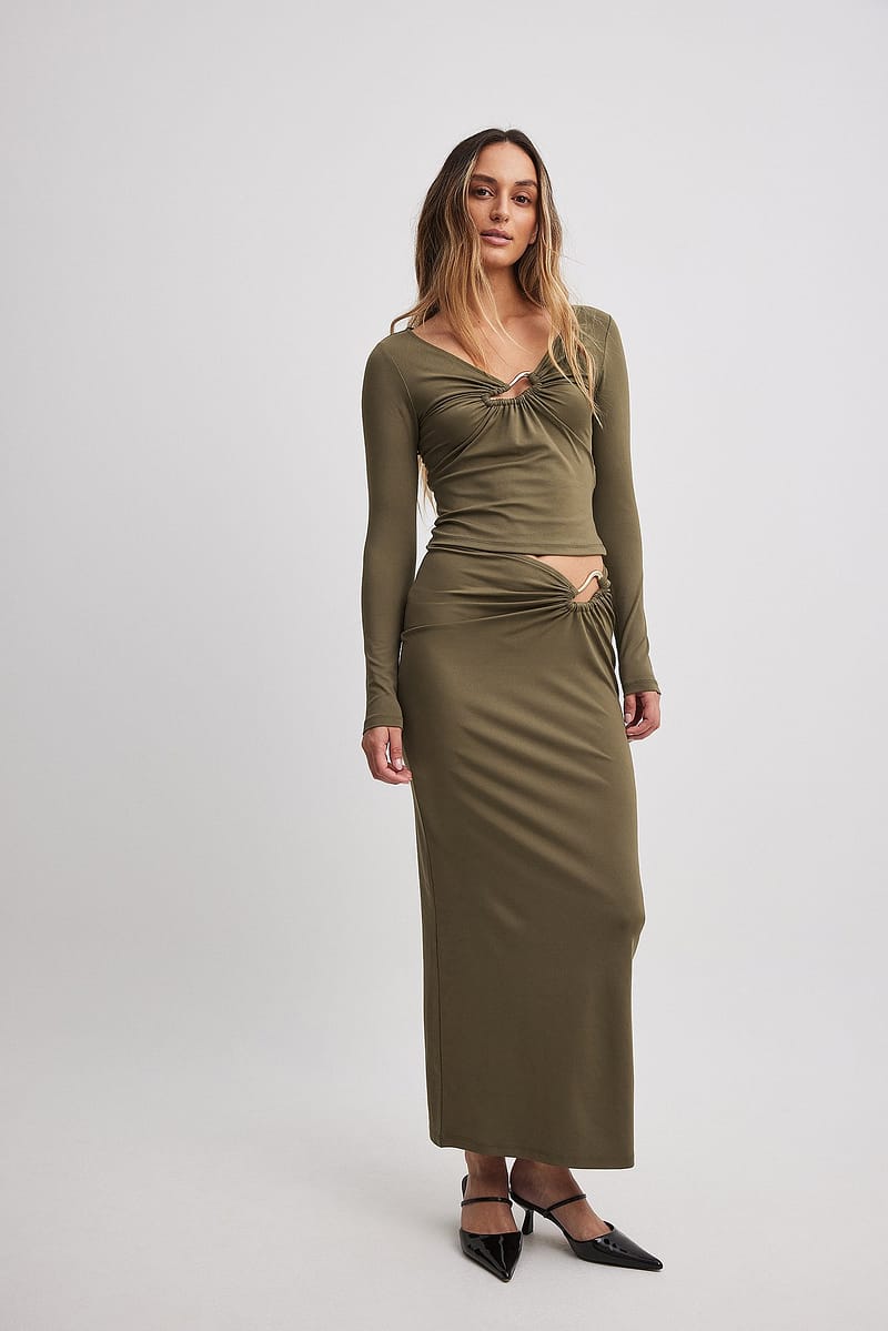 Buckle Detail Maxi Skirt