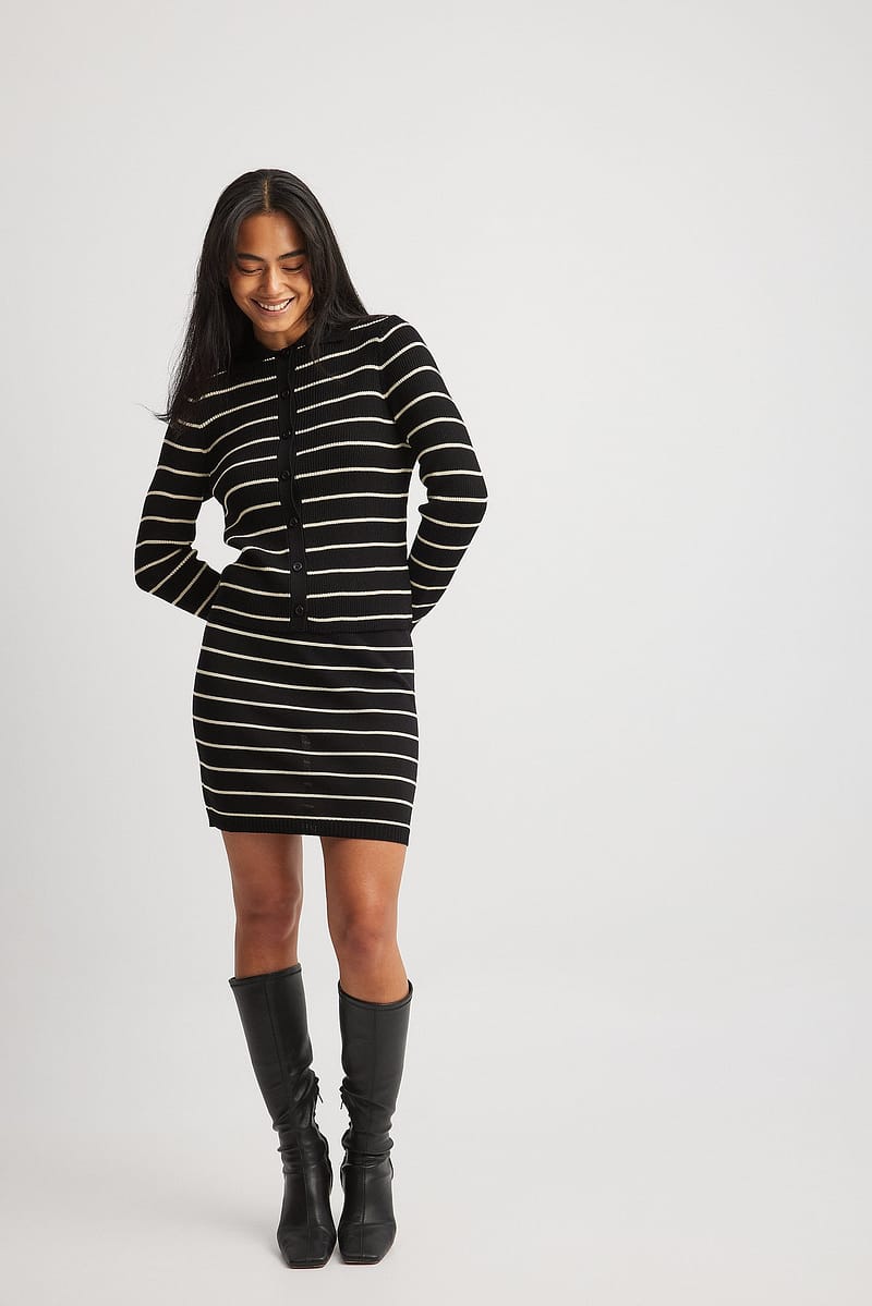 Fine Knitted Mini Skirt - Stripe