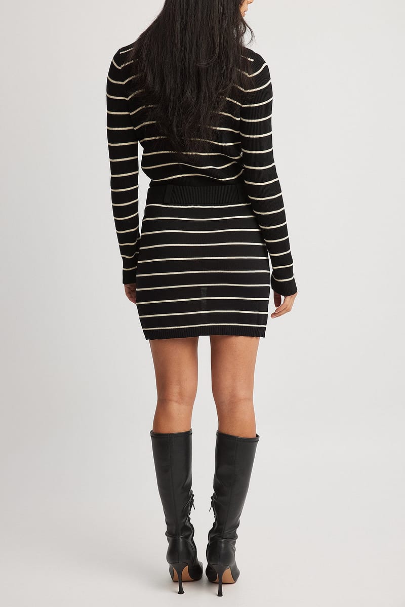 Fine Knitted Mini Skirt - Stripe