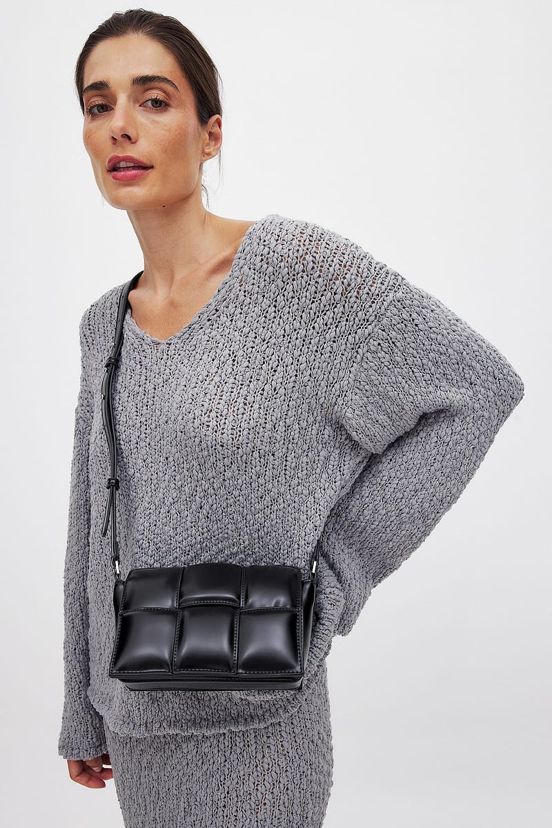 Small Puffy Woven Crossbody Bag - Black
