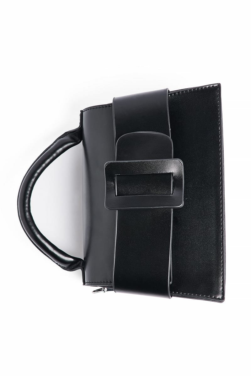 8012-buckle-detail-crossbody-bag-1.jpg