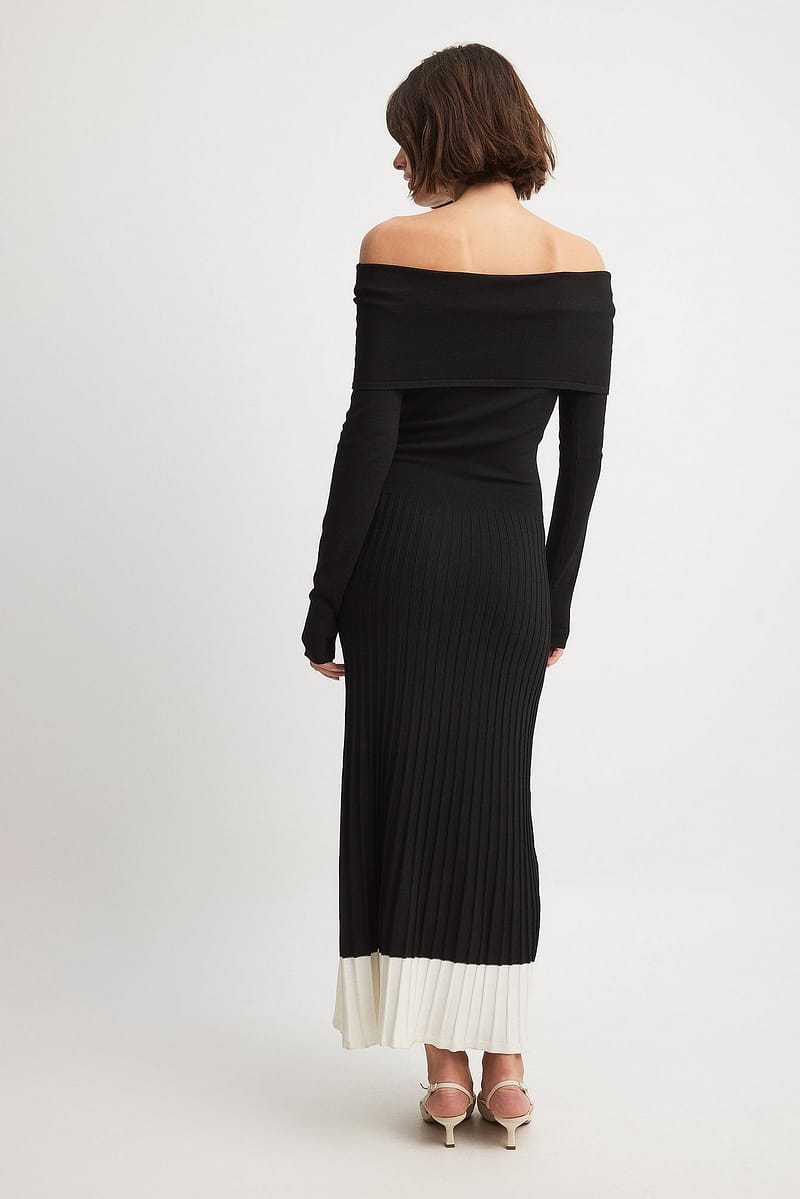 Off Shoulder Knitted Maxi Dress