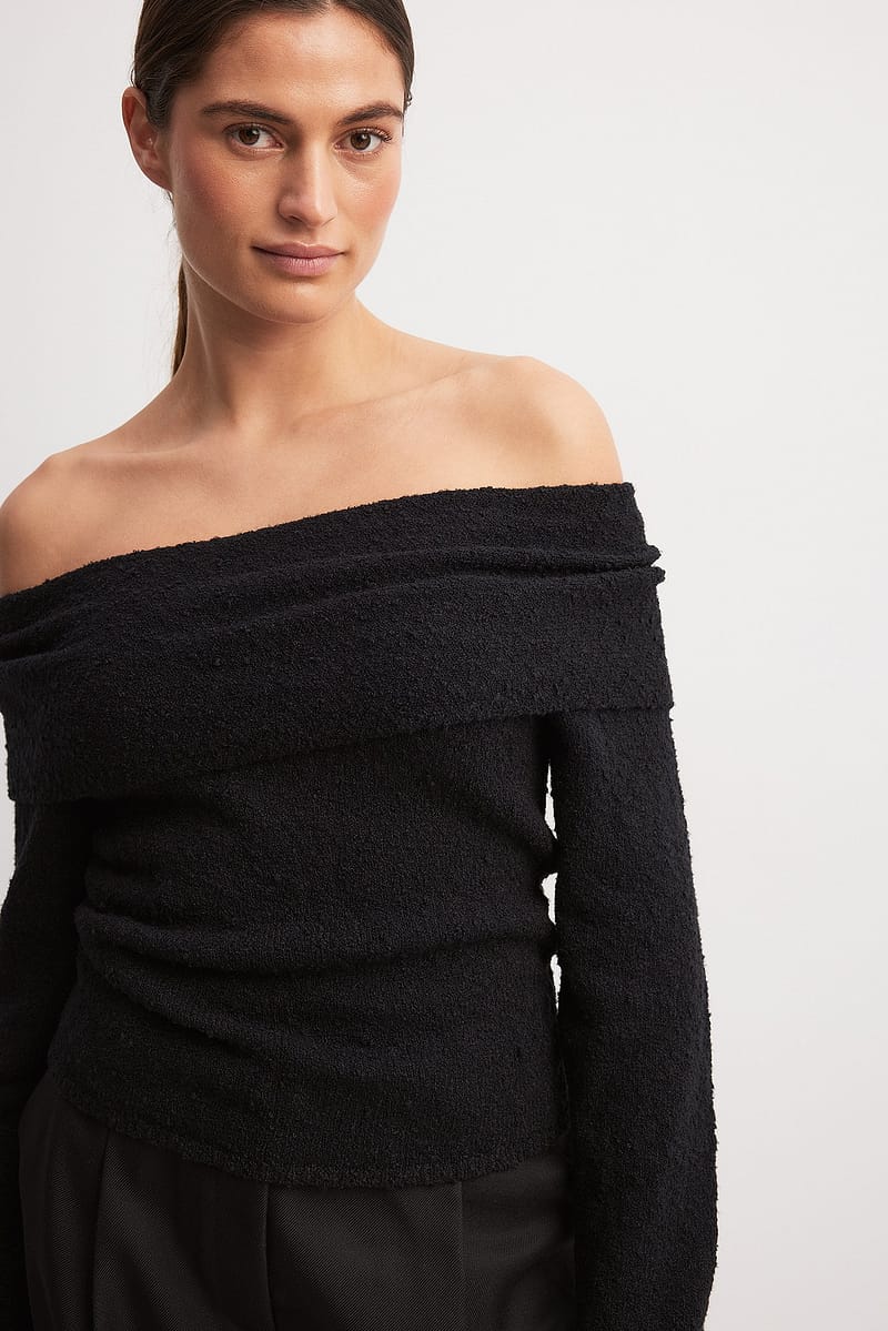 Off Shoulder Knitted Top - Black