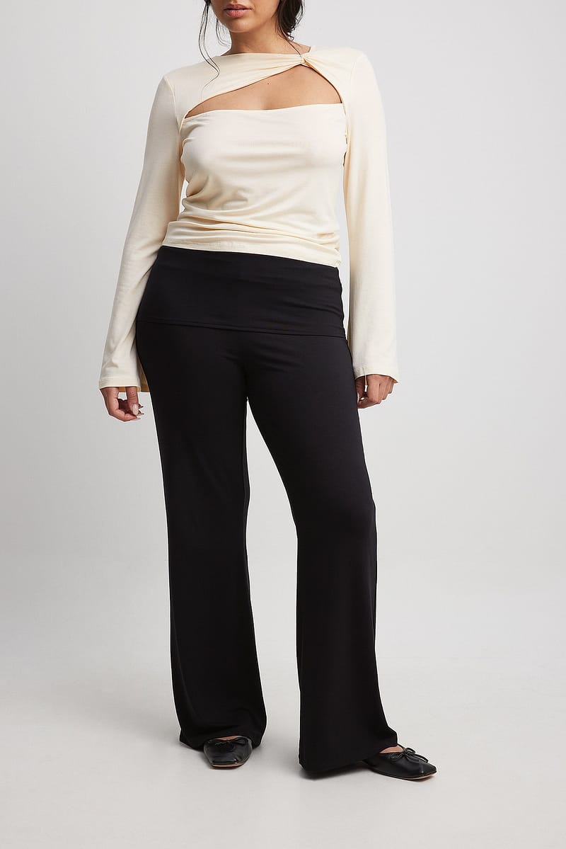 8493-soft-line-yoga-pants-1.jpg